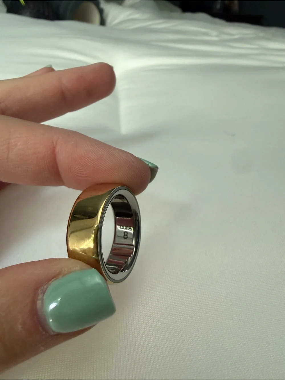 Oura Ring (Oura) - Gold Finish